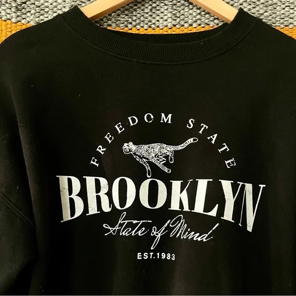 Forever 21 “Brooklyn State of Mind” Crop Top Sweater. - Picture 9 of 15